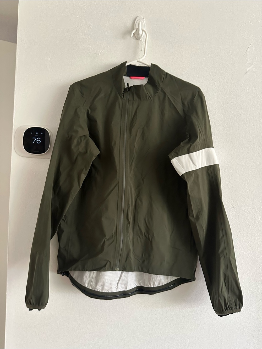 Rapha classic rain jacket 2.0 size L olive green